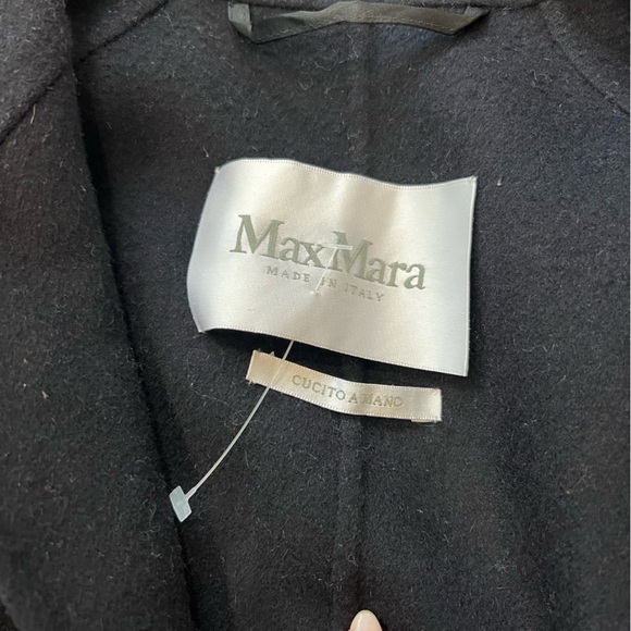 Max Mara belted jacket 100% wool - Picture 14 of 15